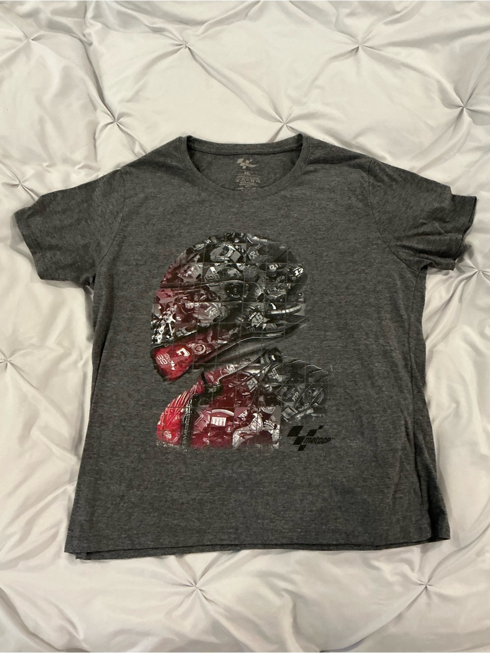 EUC - Women's Gray MotoGP Graphic Short-Sleeve Tee - Size XXL